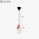 Suspension LED design triangle en métal et boule en verre