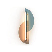 LED-Wandleuchte Design mit halbkreisförmigem, farbigem Glas