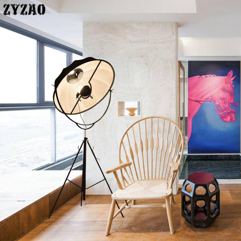 Lampadaire tripode pour photo Sattelite - vue 3 sur 8