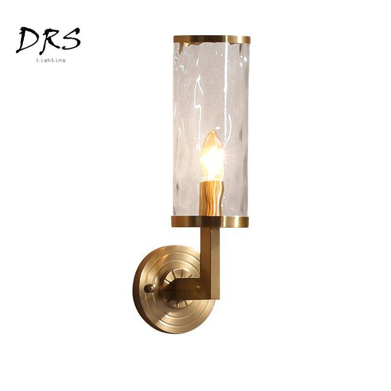 Applique murale doré avec abat-jour en verre cylindrique