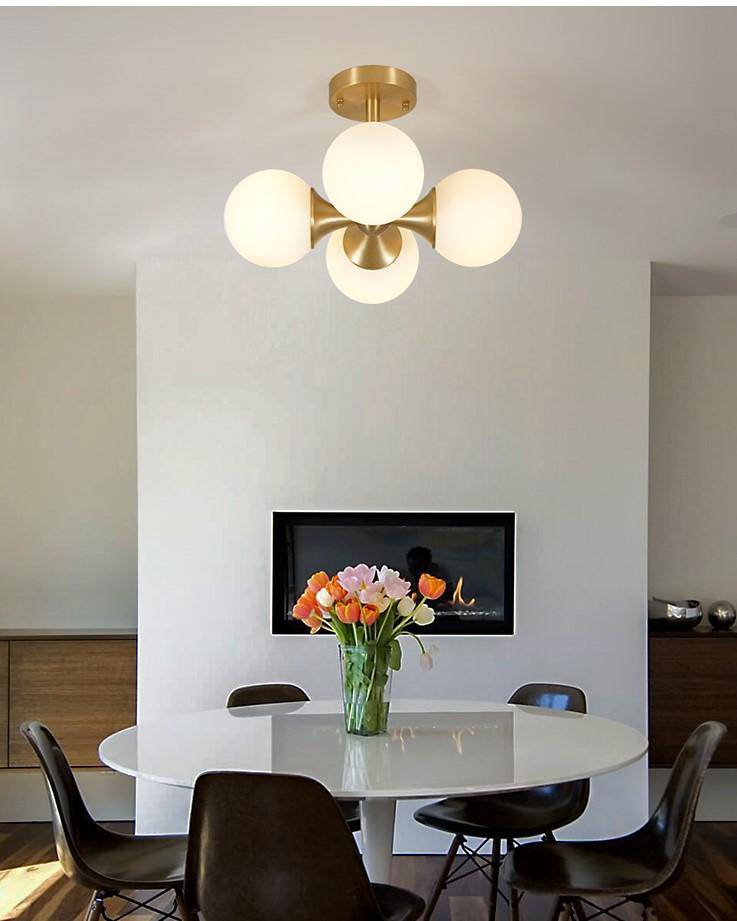 Plafonnier LED design doré avec boules en verre - vue 6 sur 6