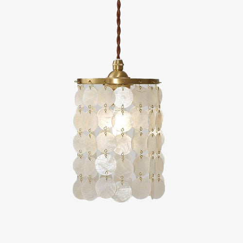 Suspension moderne avec des pampilles en nacre Mermadia